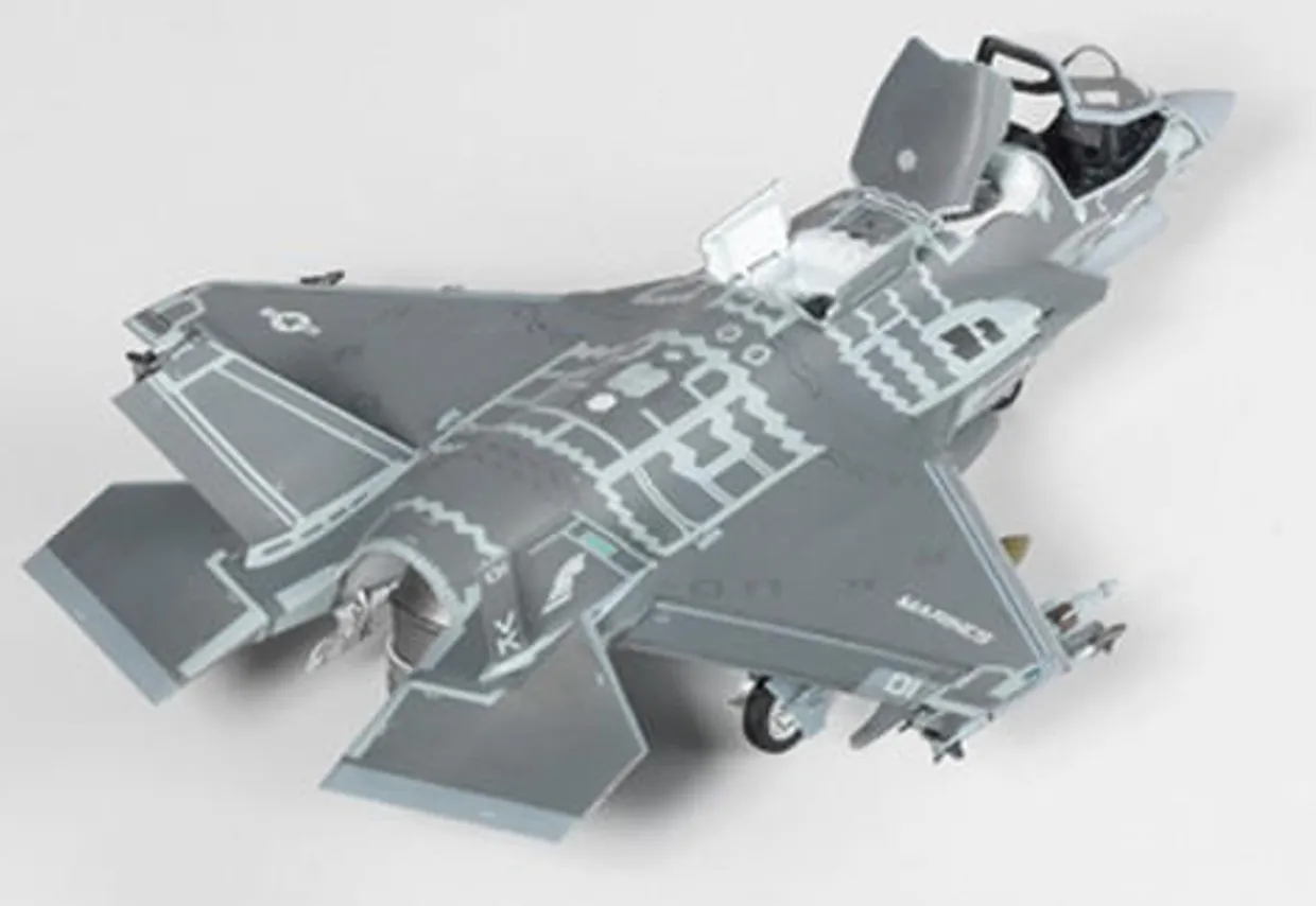 Academy 1/72 Lockheed Martin F-35B Lightning II USMC VMFA-121 Green Knights