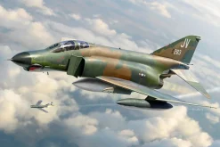 Academy 1/32 McDonnell Douglas F-4E Phantom USAF Vietnam War