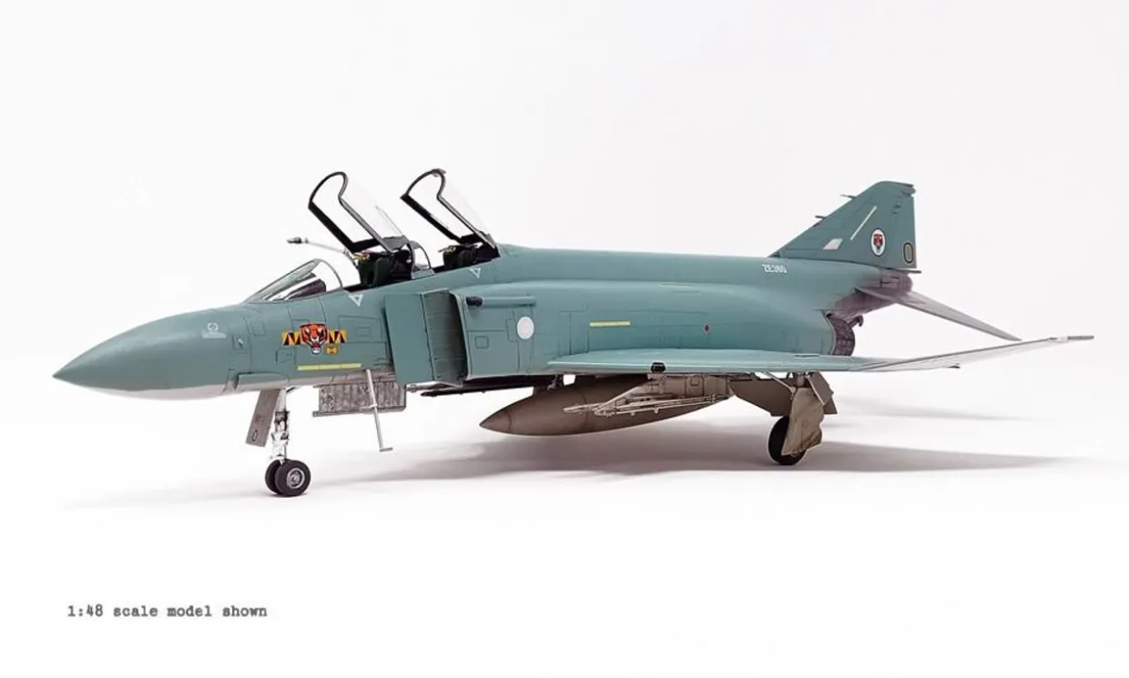 Adventures In Plastic 1/72 British Royal Air Force F-4J(UK) Phantom II "74(F) Tiger Squadron"