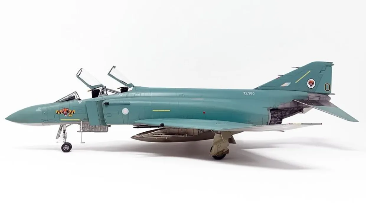 Adventures In Plastic 1/48 British Royal Air Force F-4J(UK) Phantom II "74(F) Tiger Squadron"