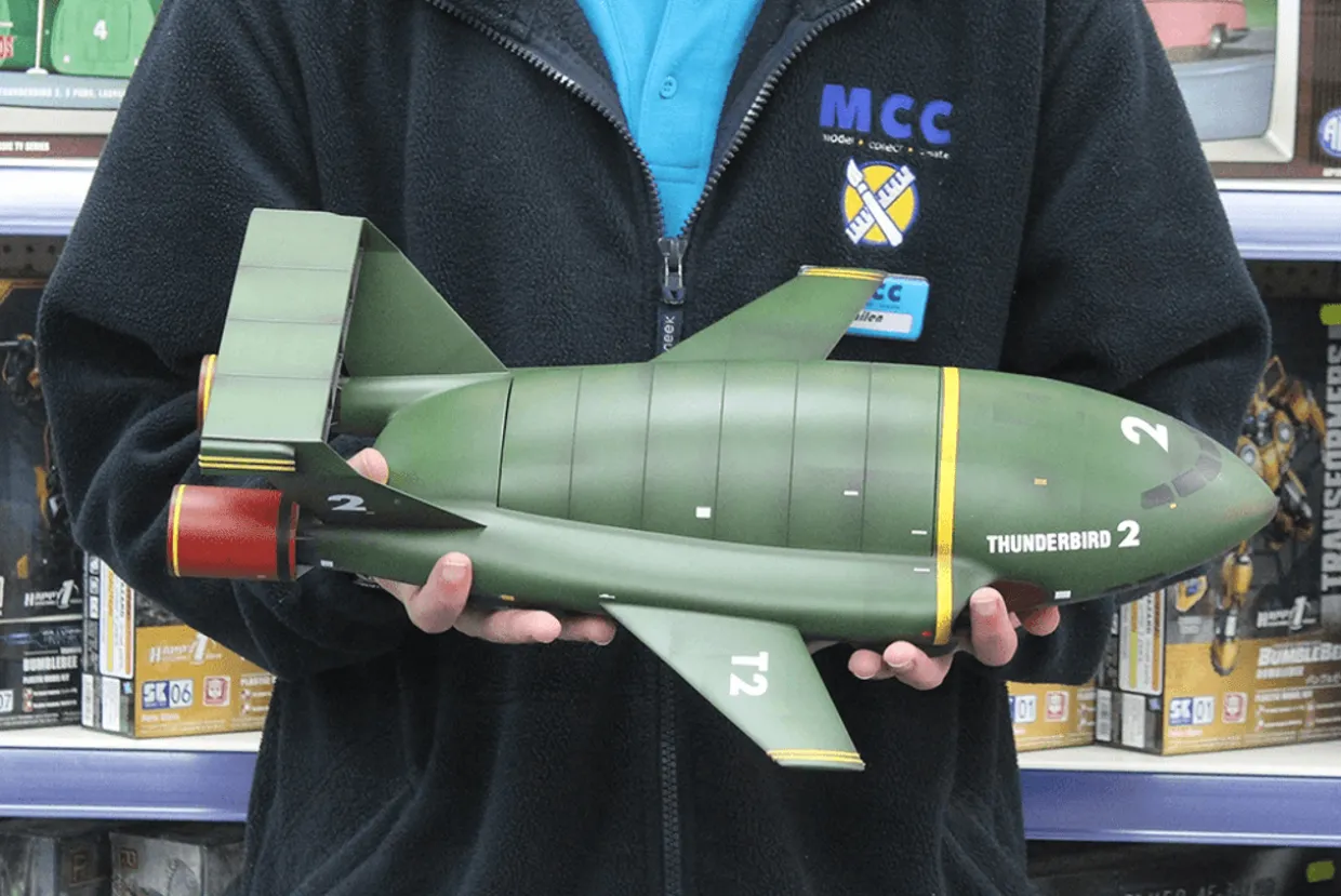 Adventures In Plastic 1/144 Thunderbird 2 with Firefly