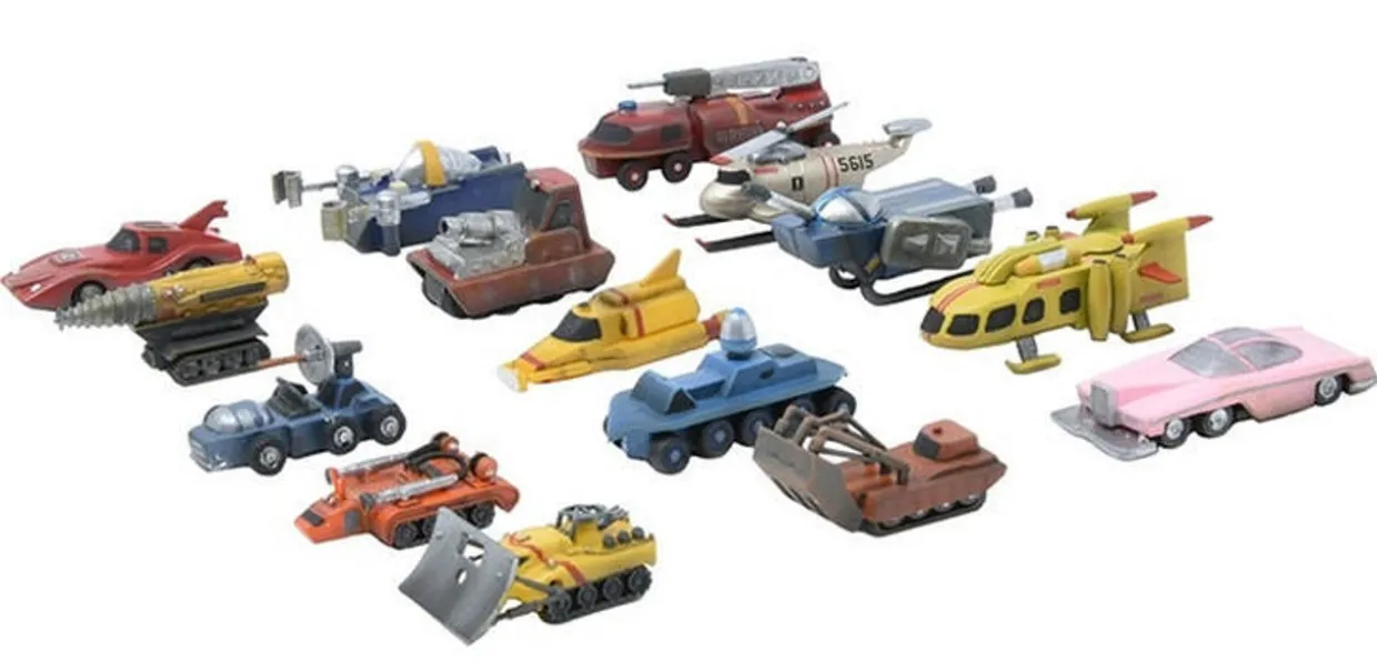 Adventures In Plastic 1/350 Thunderbird 2 Launch Bay Model Kit