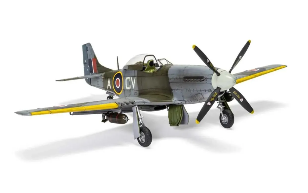 Airfix 1/48 North American Mustang Mk.IV/P-51K Mustang