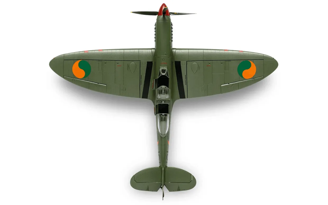 Airfix 1/48 Supermarine Spitfire Tr.9