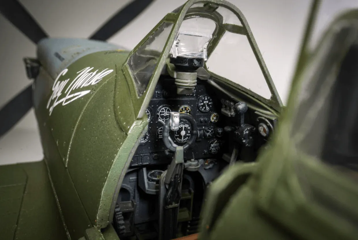 Airfix 1/24 Supermarine Spitfire Mk.VIII