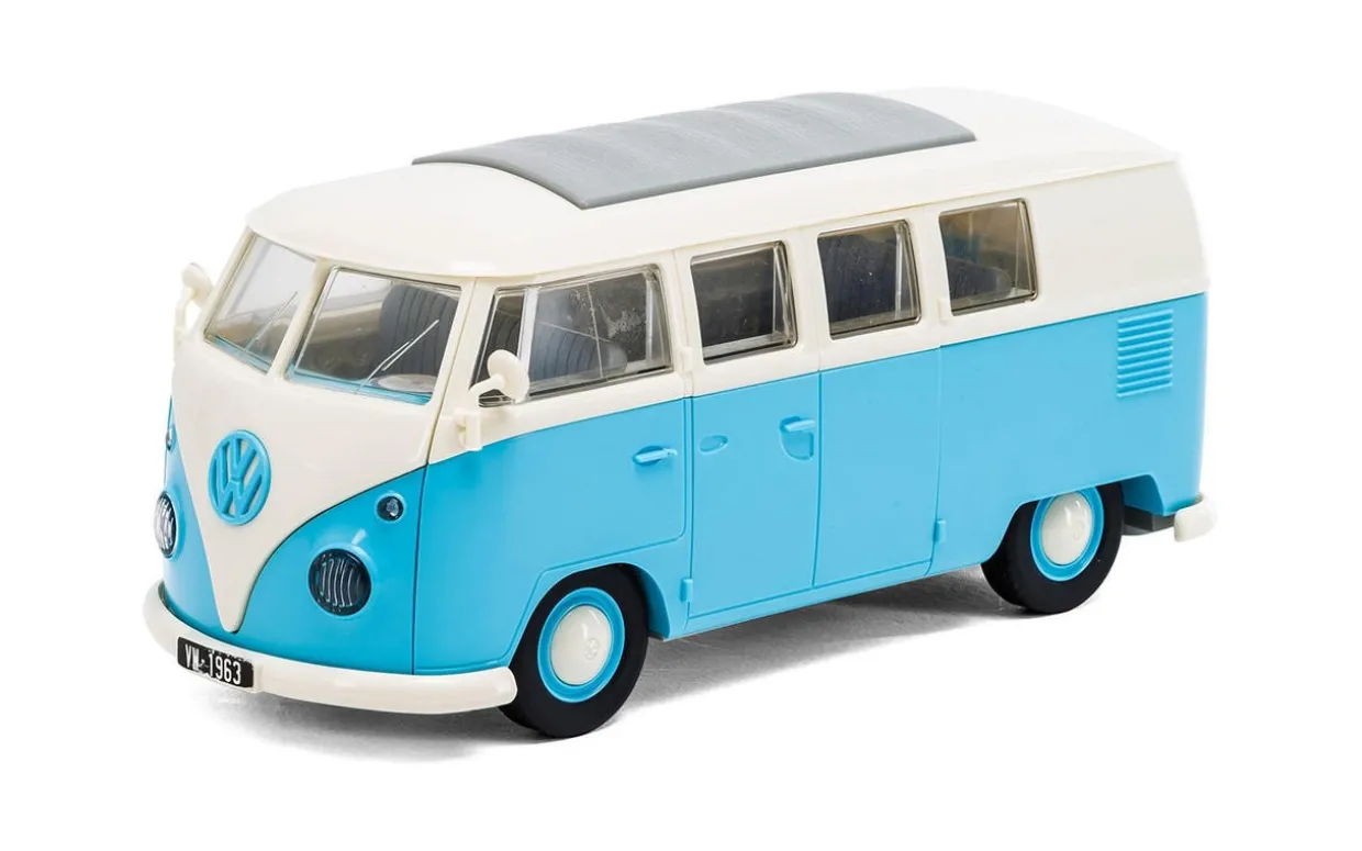 Airfix Quick Build VW Camper Van Blue
