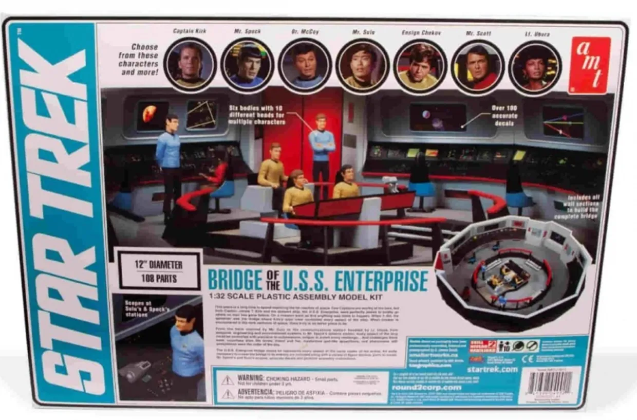 AMT Models 1/32 Star Trek USS Enterprise NCC-1701 Bridge Model Kit