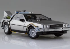 Aoshima 1/24 Back to the Future Part 1 DeLorean Time Machine