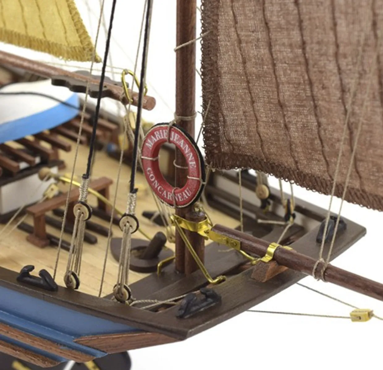 Artesania Latina 1/50 Marie Jeanne Wooden Ship Model Kit