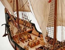 Artesania Latina 1/65 Pinta Wooden Ship Model Kit