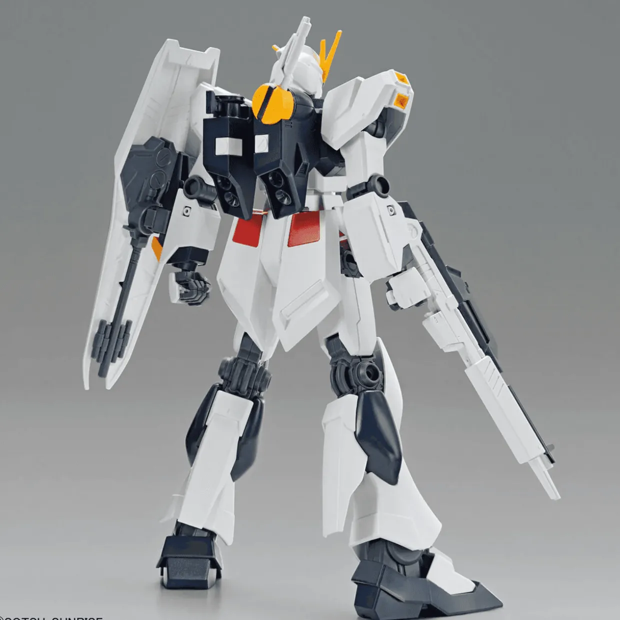 Bandai Gundam Entry Grade (EG) 1/144 RX-93 v Gundam (Nu Gundam)