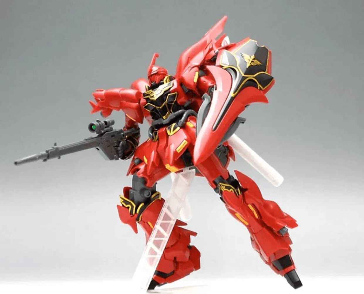 Bandai Gundam High Grade (HG) 1/144 MSN-06S Sinanju