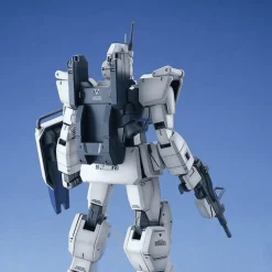 Bandai Gundam Master Grade (MG) 1/100 RX-79G Gundam Ez8