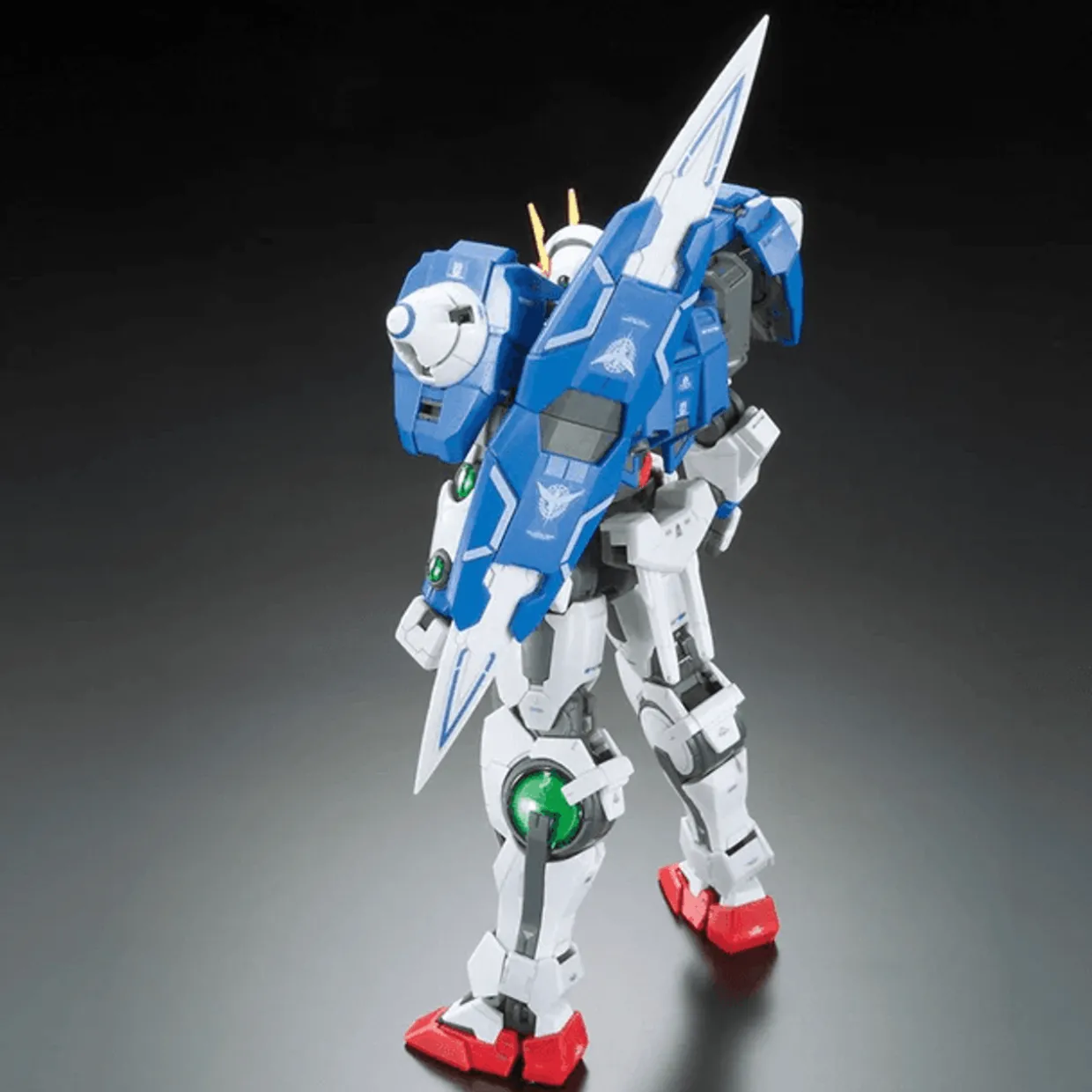 Bandai Gundam Real Grade (RG) 1/144 GN-0000+GNR-010 00 Raiser