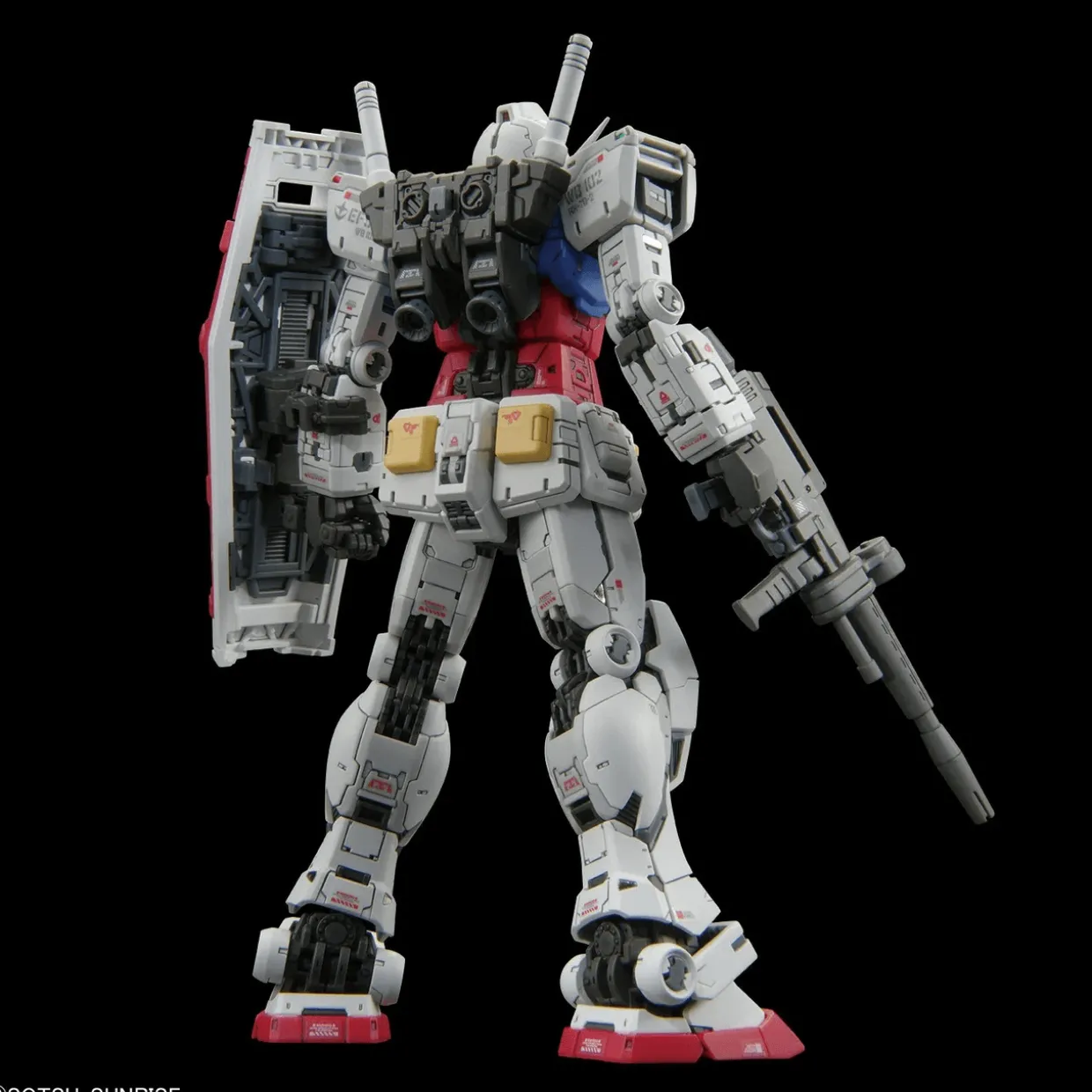 Bandai Gundam Real Grade (RG) 1/144 RX-78-2 Gundam (Version 2.0)