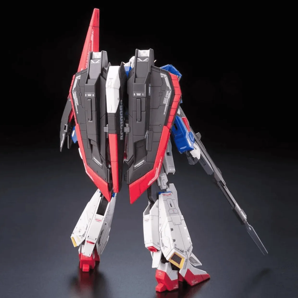 Bandai Gundam Real Grade (RG) 1/144 MSZ-006 Zeta Gundam