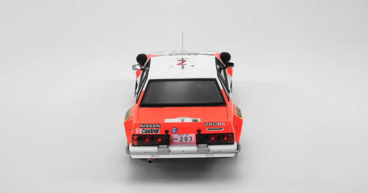 Beemax 1/24 Nissan 240 RS Rally Safari 1984 Model Kit