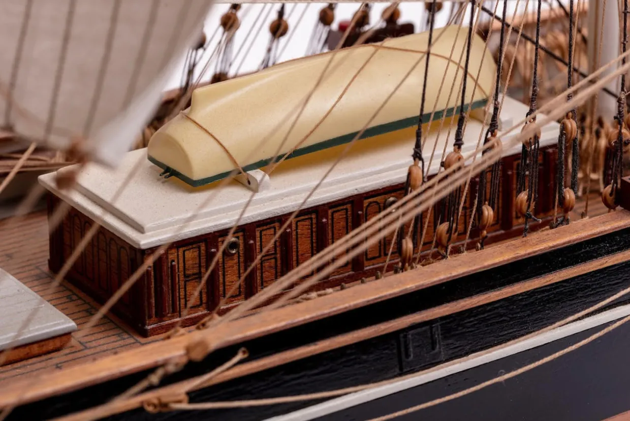 Billings Models 1/75 Cutty Sark Wooden Ship Kit