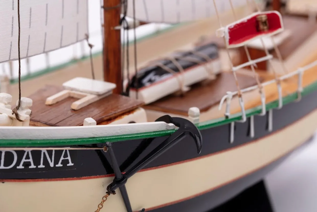 Billings Models 1/60 Dana Fishing Boat Kit