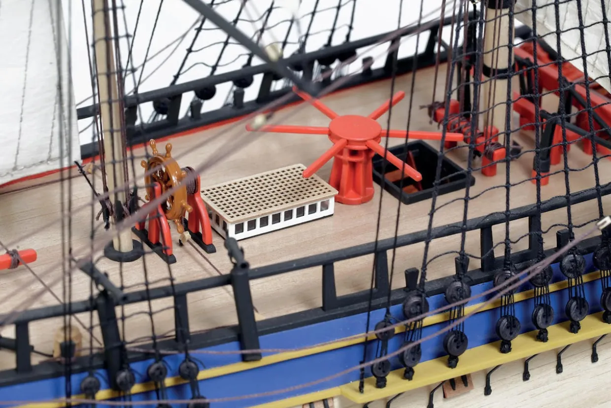 Billings Models 1/50 HMS Endeavour Wooden Ship Kit