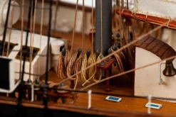 Billings Models 1/75 Sir Winston Churchill Wooden Ship Kit