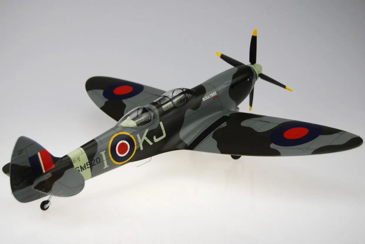 Bravo Delta Models Spitfire T9 KJ-I SM520 Model Aircraft