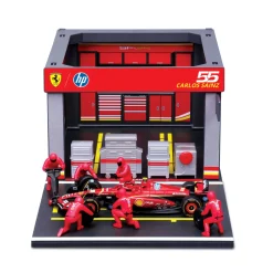 Burago 1/43 F1 Ferrari SF-24 Carlos Sainz Pit Pass Diorama