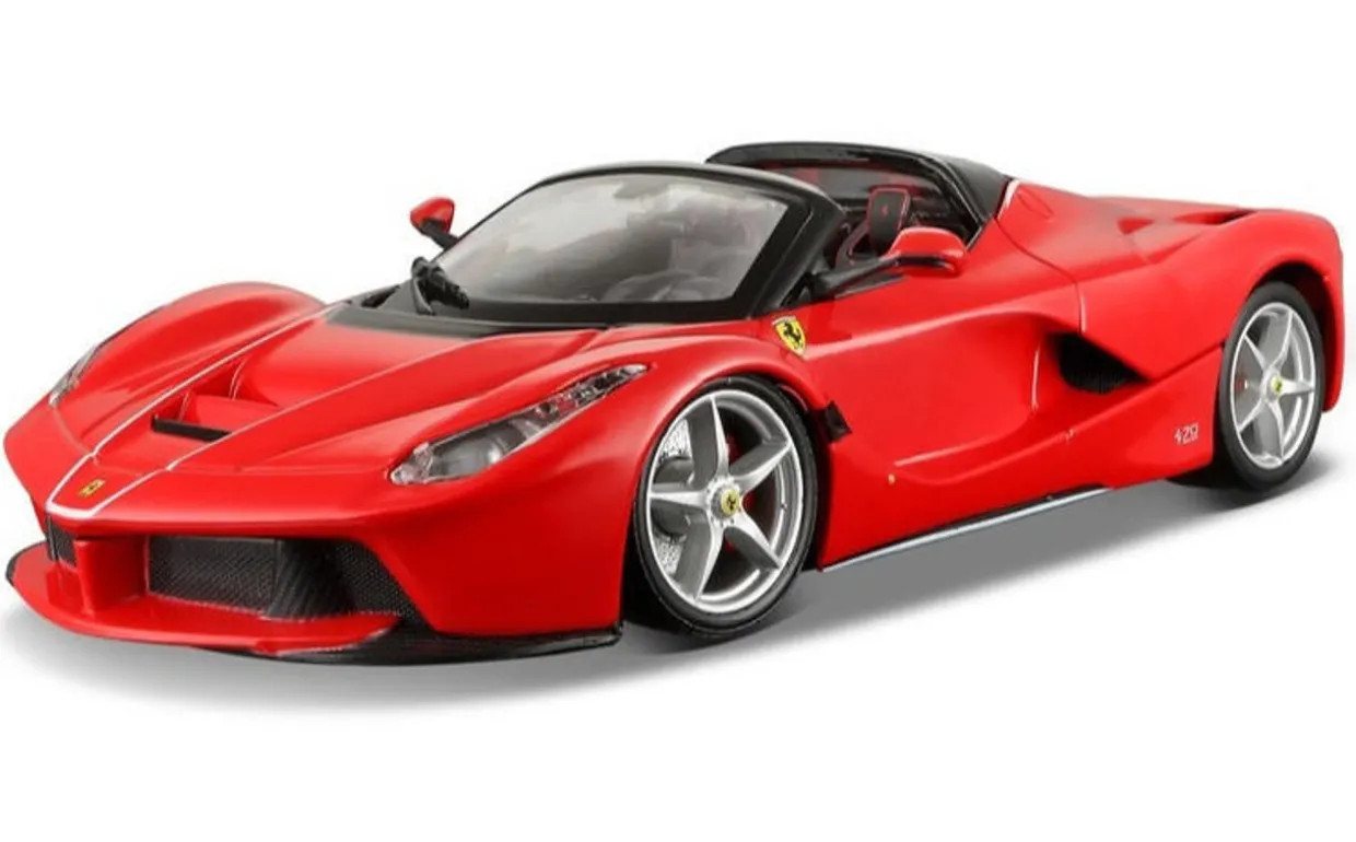 Burago 1/24 La Ferrari Aperta Red Diecast Model