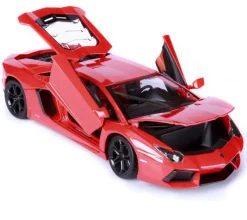 Burago 1/18 Lamborghini Aventador LP 700 4 Diecast Model