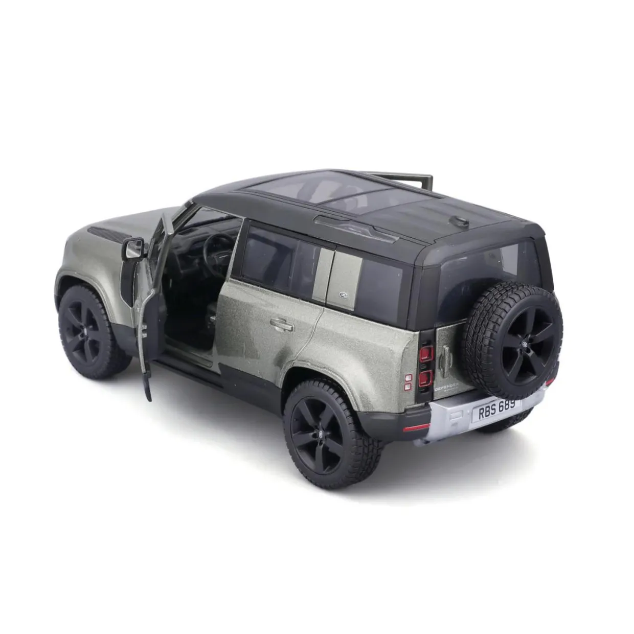 Burago 1/24 Land Rover Defender Green Diecast Model