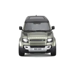 Burago 1/24 Land Rover Defender Green Diecast Model