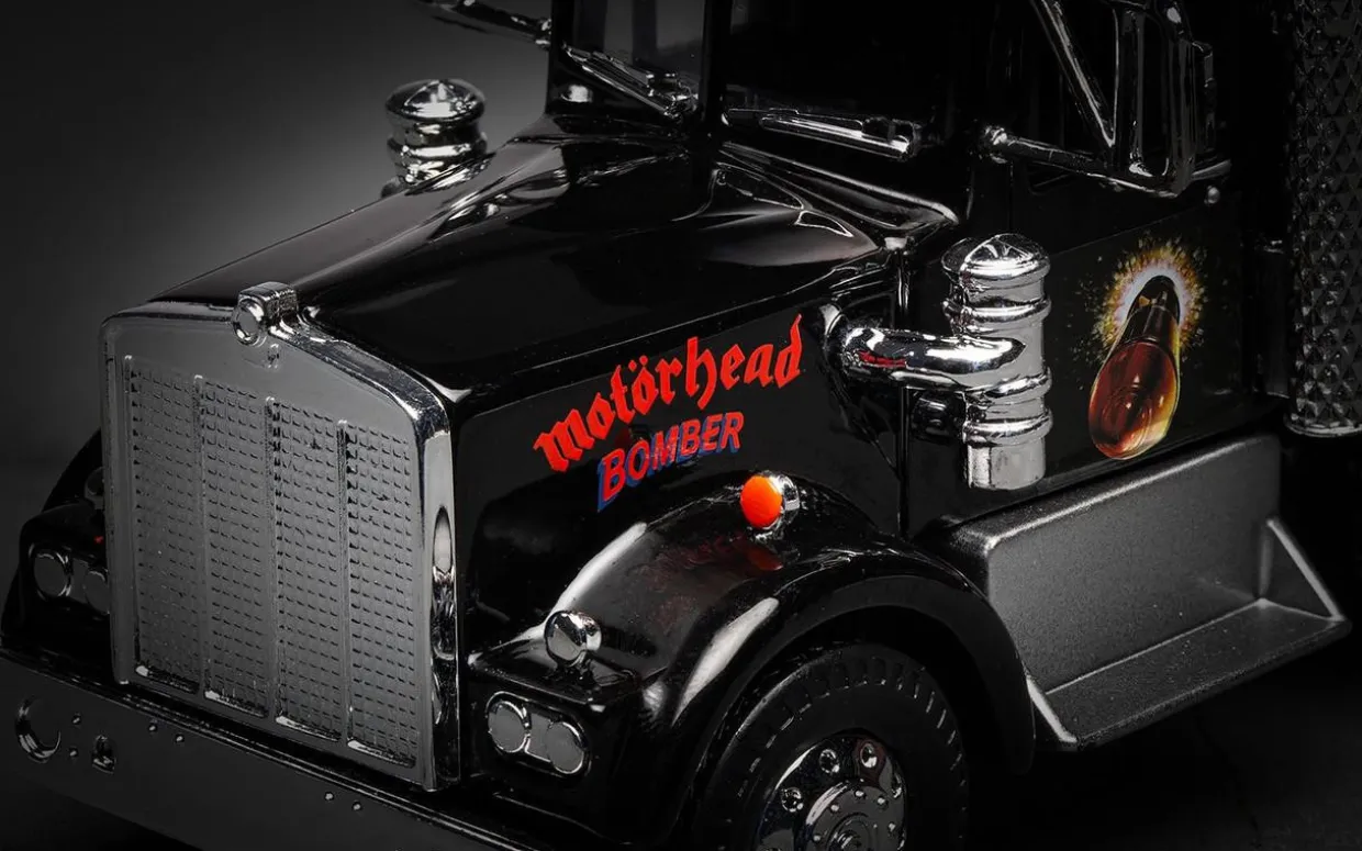 Corgi 1/50 Heavy Metal Trucks - Motorhead 'Bomber' Diecast Model