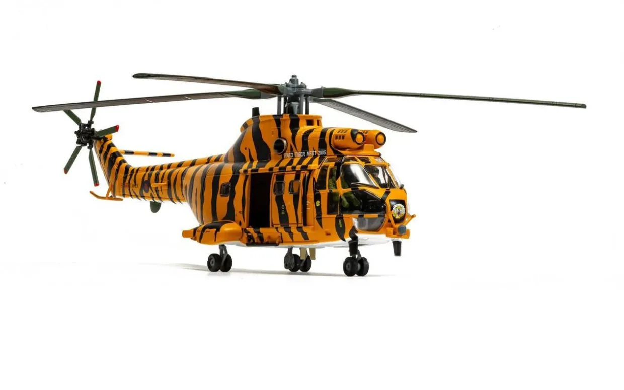 Corgi 1/72 Westland Puma HC-1 - RAF No.230 Sqn - NATO Tiger Meet Livery