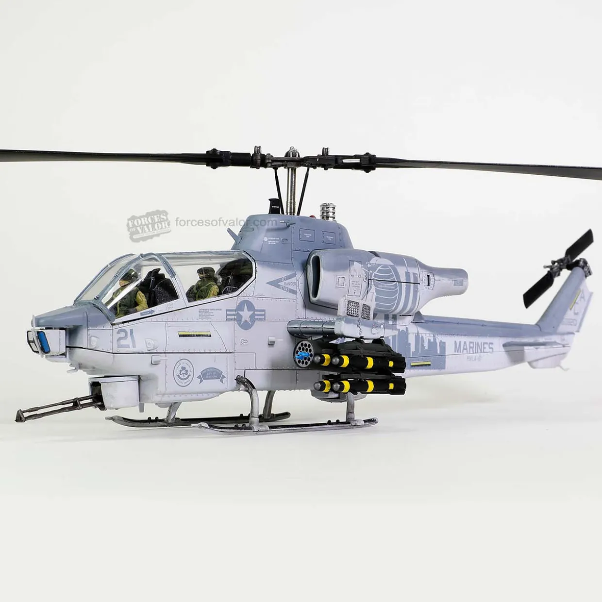 Forces Of Valor 1/48 Bell AH-1W Whiskey Cobra Diecast Models