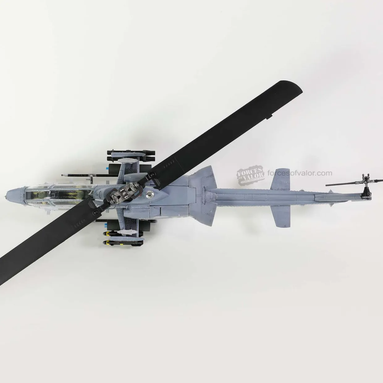 Forces Of Valor 1/48 Bell AH-1W Whiskey Cobra Diecast Models