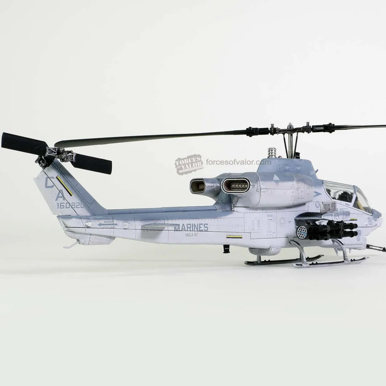 Forces Of Valor 1/48 Bell AH-1W Whiskey Cobra Diecast Models