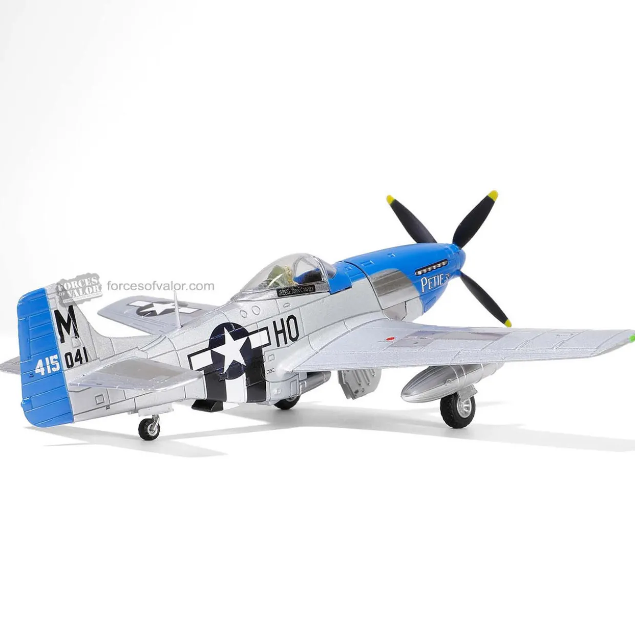 Forces Of Valor 1/72 P-51D Mustang Diecast Model