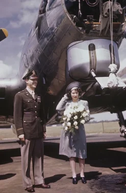 Hong Kong Models 1/32 Boeing B-17G Flying Fortress Rose of York Limited Edition