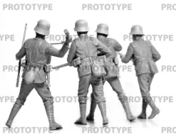 ICM 1/35 WWI German Infantry in Armour Model Figures