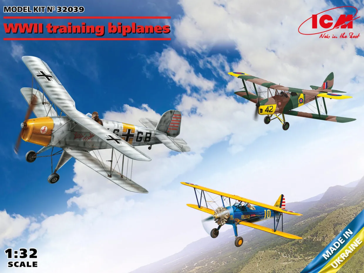 ICM 1/32 WWII Training Biplanes Model Kit