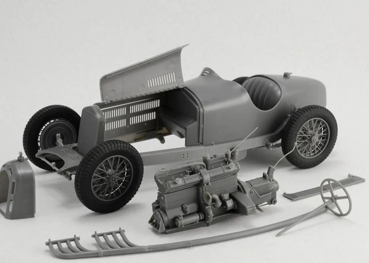 Italeri 1/12 Alfa Romeo 8C 2300 Monza