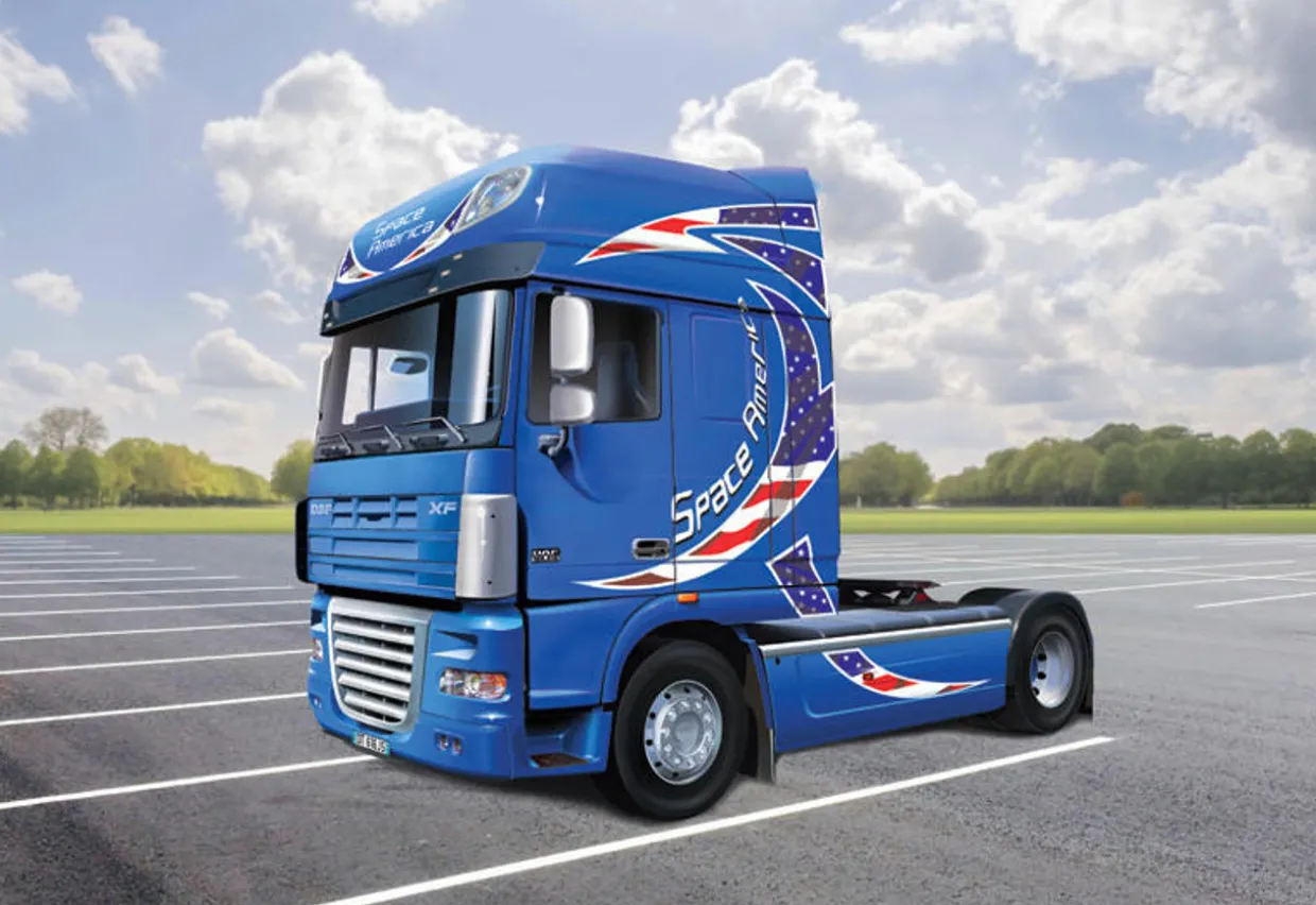 Italeri 1/24 DAF XF-105 SPACE AMERICA