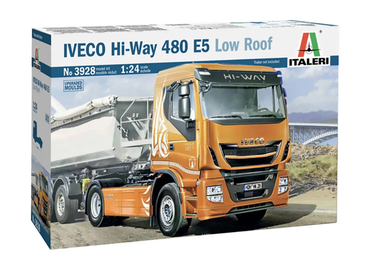Italeri 1/24 Iveco Hi-Way 480 E5 Low Roof