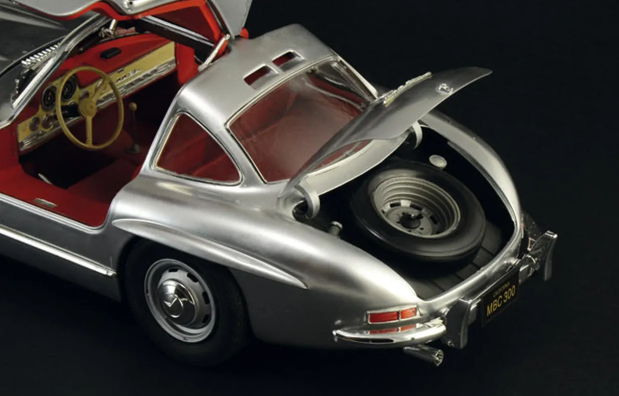 Italeri 1/16 Mercedes 300SL