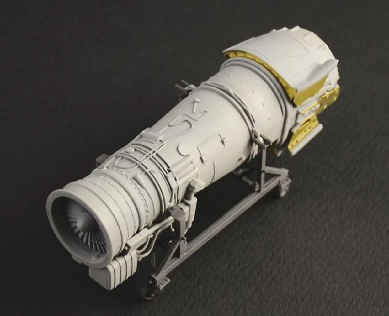 Italeri 1/32 Panavia Tornado GR.4