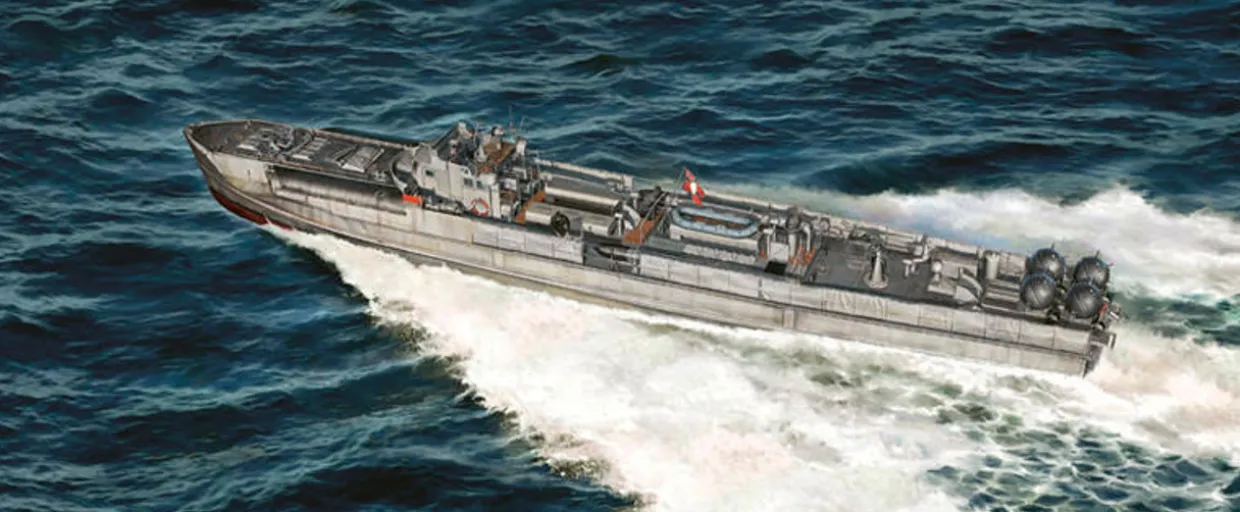 Italeri 1/35 Schnellboot S-26/S-38 Model Kit