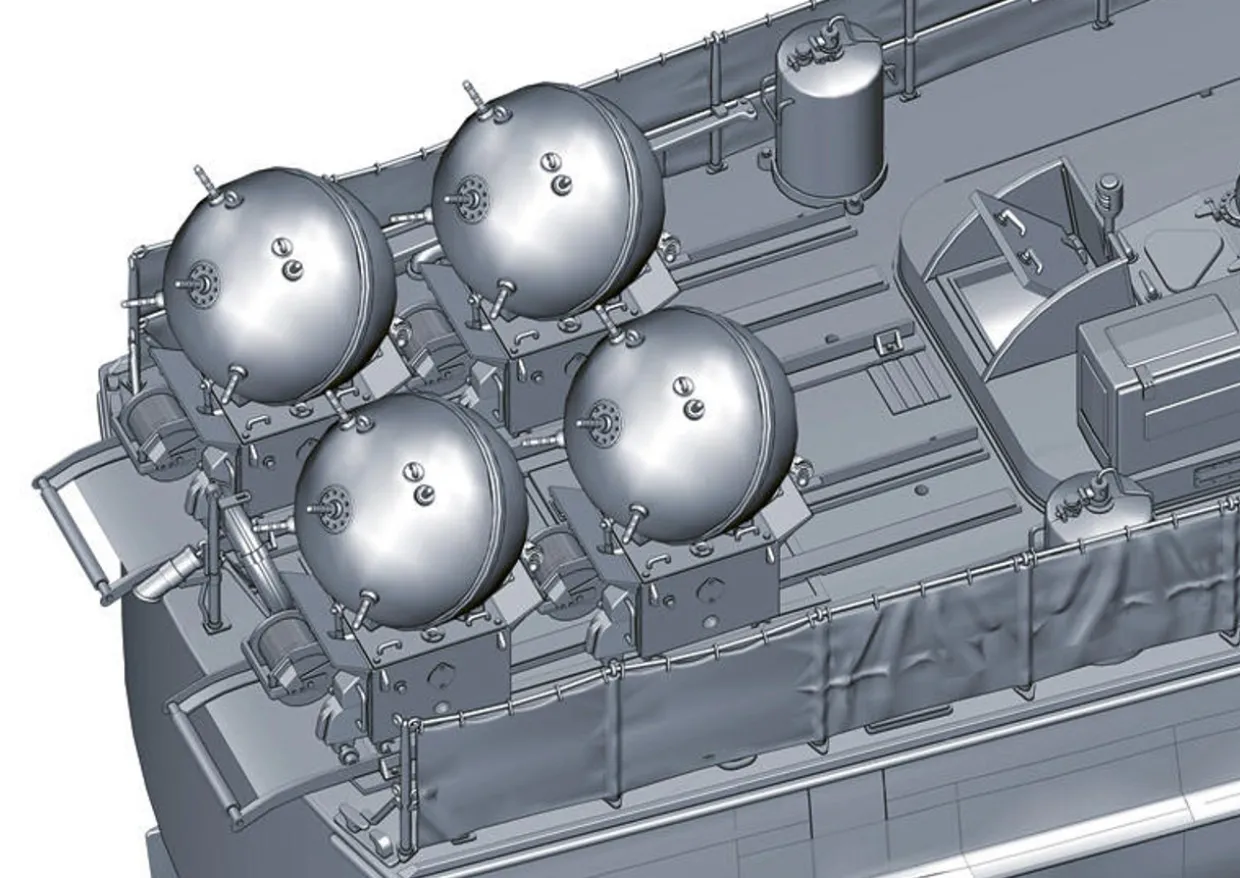 Italeri 1/35 Schnellboot S-26/S-38 Model Kit