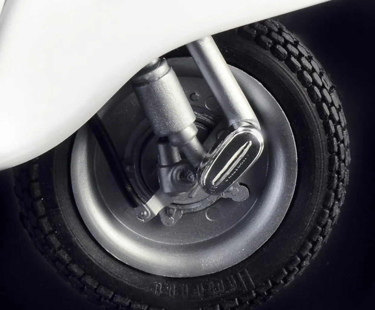 Italeri 1/9 Vespa Primavera 125