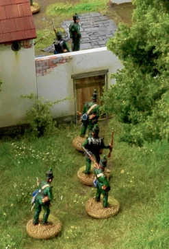 Italeri 1/72 Waterloo 1815 La Haye Sainte Battle Set