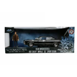 Jada 1/24 1967 Chevy Impala with Dean Winchester Figure Diecast Model